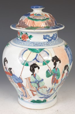Lot 419 - A Chinese porcelain Wucai jar and cover,...