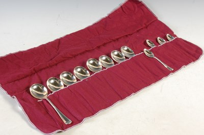 Lot 162 - A silver table service for eight place...