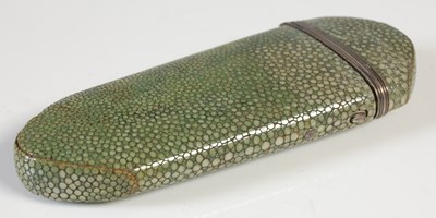 Lot 194 - A late 18th century shagreen spectacles case...