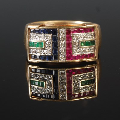 Lot 53 - A modern 9ct gold Art Deco style large dress...