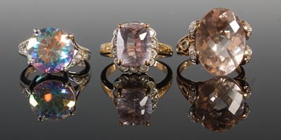 Lot 89 - Three 9ct gold rings, to include two yellow...