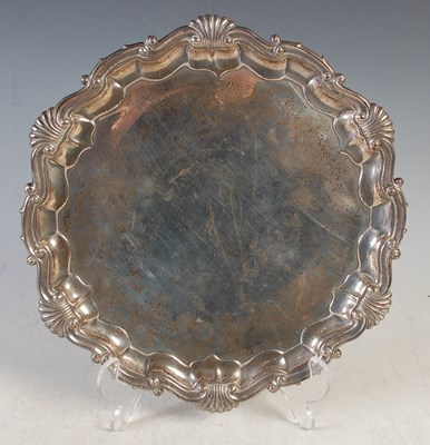 Lot 122 - A Sheffield silver salver, with shell and...