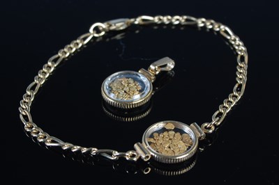 Lot 209 - A yellow metal bracelet, tests as 9ct gold,...