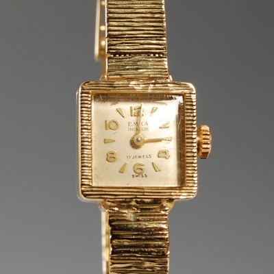 Lot 248 - A vintage ladies 9ct gold cased Emka bracelet...