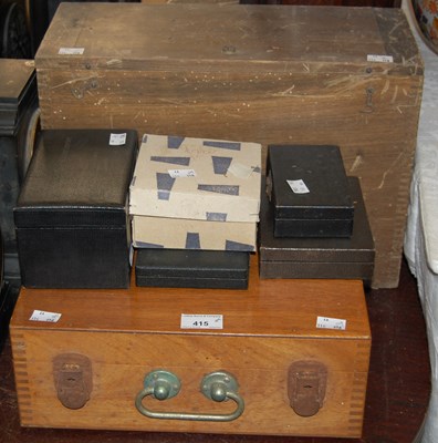 Lot 415 - A group of medical / scientific instruments to...