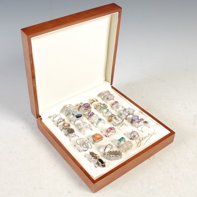 Lot 282 - A box containing a collection of assorted gem...