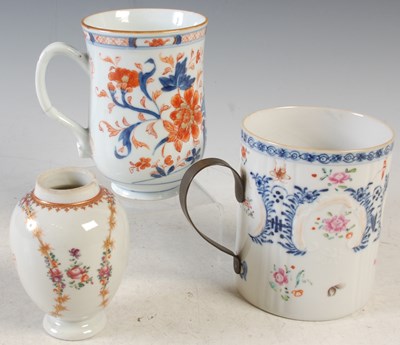Lot 398 - A group of Chinese porcelain, Qing dynasty, to...