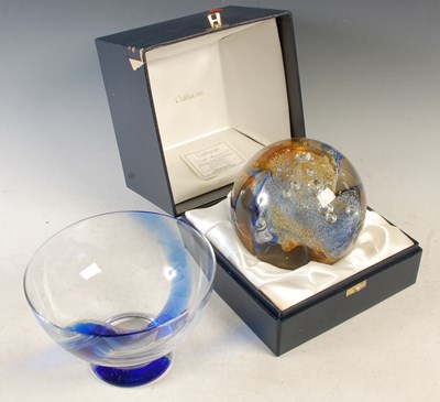 Lot 427 - A boxed Caithness Glass double magnum '93...
