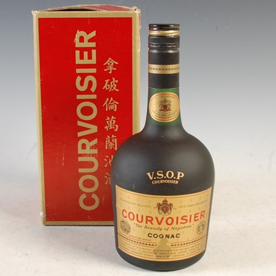 Lot 438 - A vintage boxed bottle of Courvoisier Cognac V....
