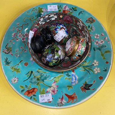 Lot 444 - A Chinese porcelain turquoise ground famille...