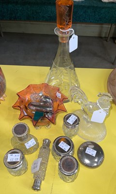 Lot 445 - A collection of assorted glassware and EP...