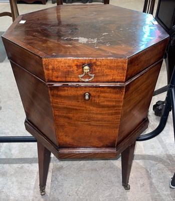 Lot 769 - A 19th century mahogany and ebony lined...