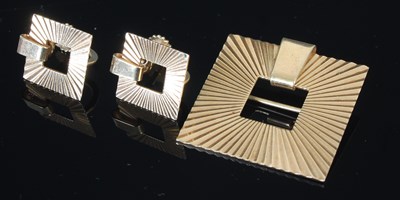 Lot 301A - A yellow metal Art Deco style square brooch...