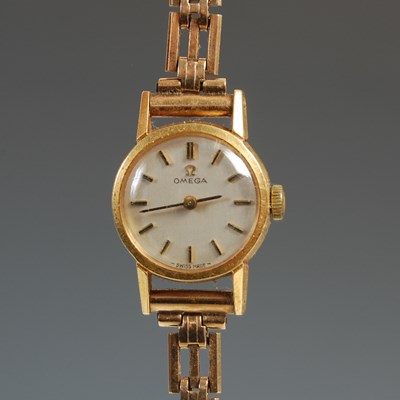 Lot 304A - A ladies gold plated Omega wristwatch on 9ct...