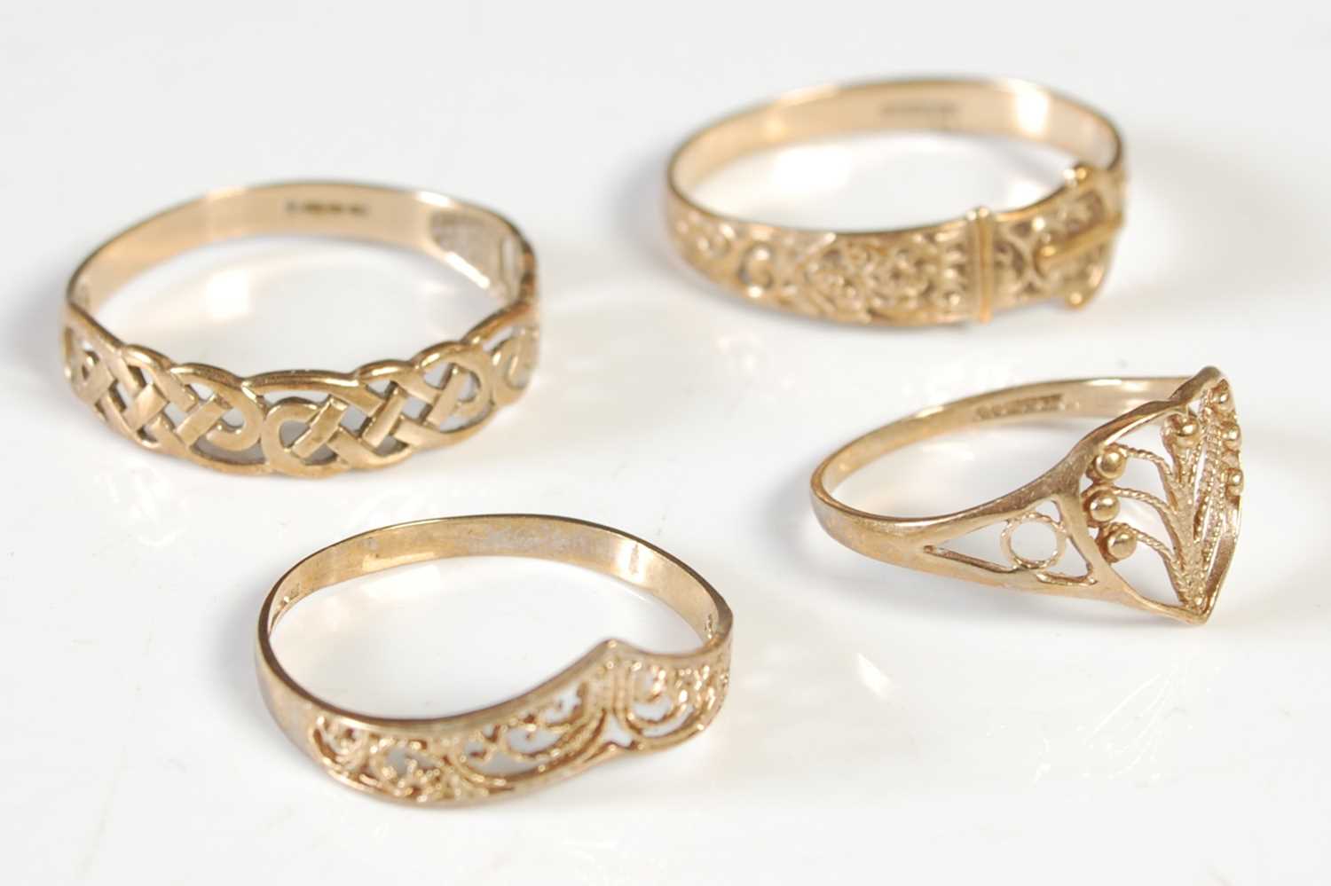 Lot 26 - Four assorted 9ct gold rings, 5.2 grams.