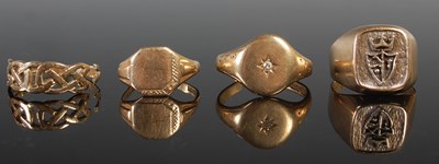 Lot 43 - Three assorted 9ct gold rings, all cut, 11.6...