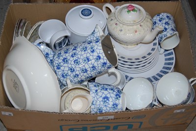 Lot 456 - Box - mixed tea ware to include a Noritake...