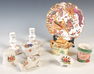 Lot 348 - A collection of ceramics to include Royal...