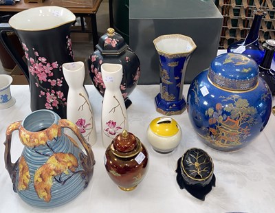 Lot 373 - A collection of Carltonware ceramics to...