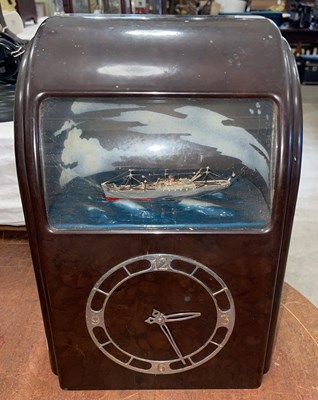 Lot 445 - An early 20th century Vitascope Art Deco...