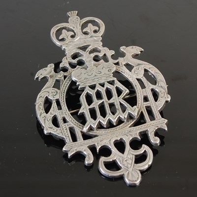 Lot 41 - A Scottish provincial silver brooch, by Peter...