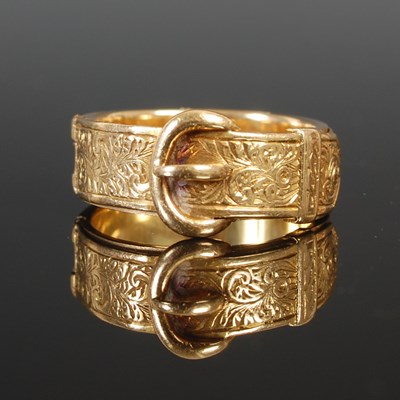 Lot 29 - An unusual Scottish provincial 18ct gold ring...