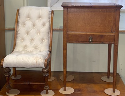 Lot 824 - A 19th century slipper chair, 72cm high;...
