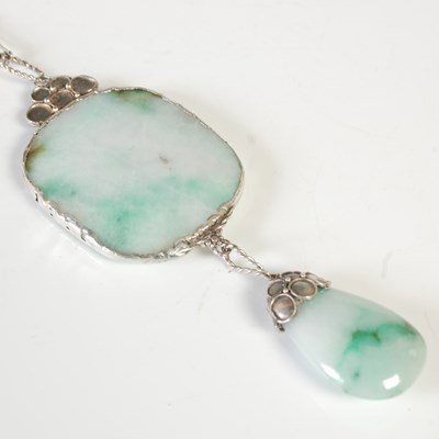 Lot 454B - An Arts & Crafts silver and jade sautoir long...
