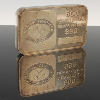 Lot 217 - A cased silver ingot, 500 grams silver bullion...