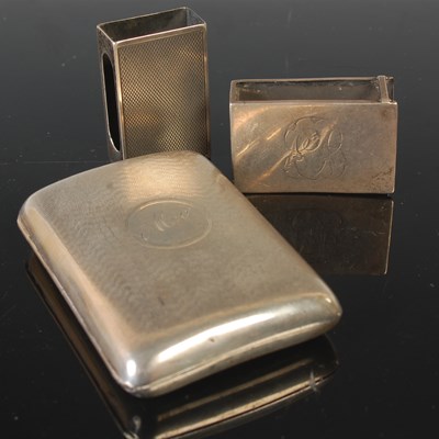 Lot 229 - A group of silver to include a vintage...