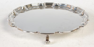 Lot 254 - A Sheffield silver salver, Brook & Son,...