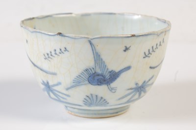 Lot 274 - A Chinese porcelain blue and white tea bowl,...