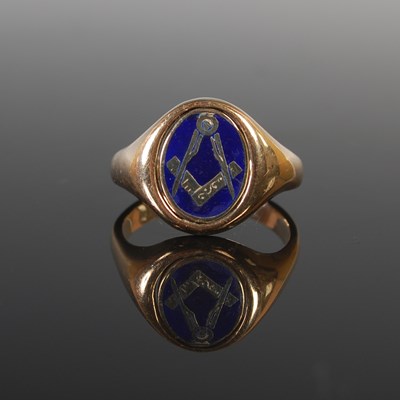 Lot 313 - A 9ct gold and blue enamel Masonic interest...