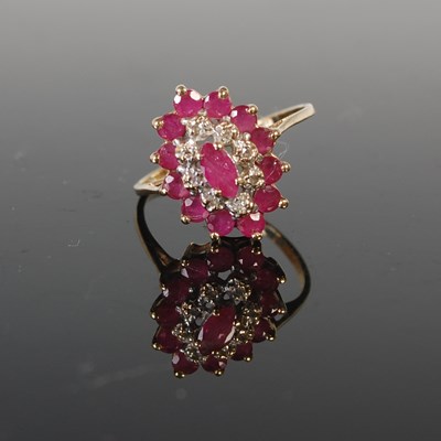 Lot 345 - A 9ct gold garnet and diamond chip cluster...