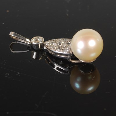 Lot 459 - An Art Deco white metal pearl and diamond set...