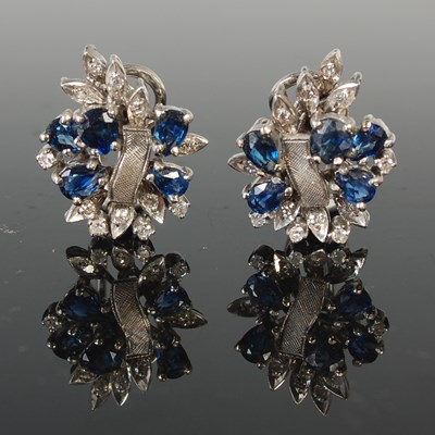 Lot 481 - A pair of 20th century white metal sapphire...