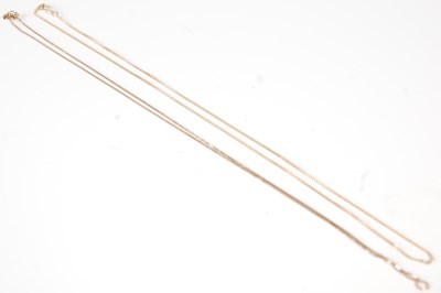 Lot 482 - Two 9ct gold necklaces, one with a broken...