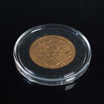 Lot 414 - A Victorian gold sovereign, dated 1899.