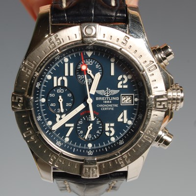 Lot 489 - A gentleman's stainless steel Breitling...