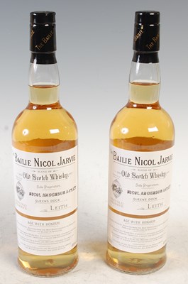 Lot 551 - Two bottles, the Bailie Nicol Jarvie Old...