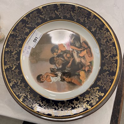 Lot 591 - Five collectors plates to include Royal...