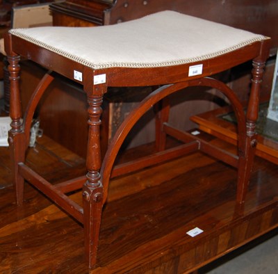 Lot 648 - An early 20th century mahogany dressing table...