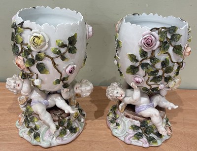 Lot 695 - A pair of Sitzendorf porcelain flower...