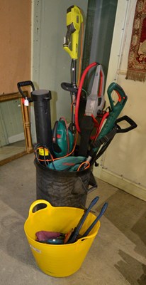 Lot 691 - A group of garden power tools, to include a...