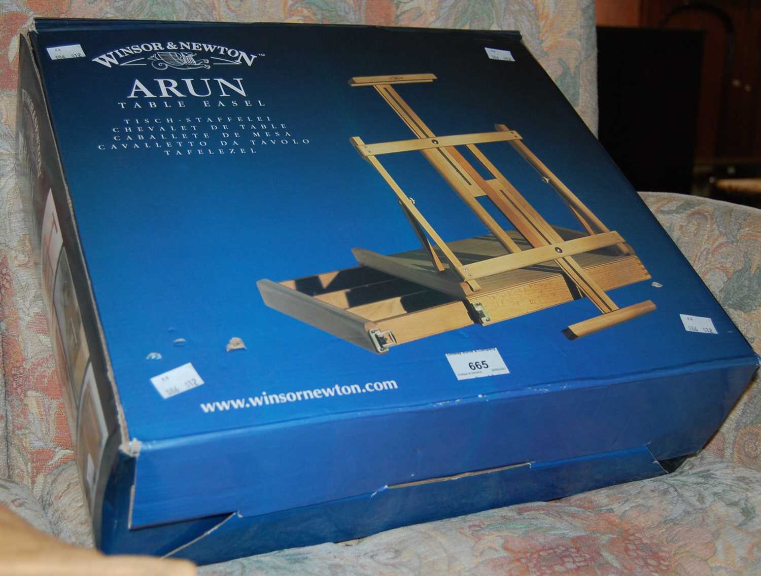 Lot 665 - A 'Windsor and Newton' Arun table easel