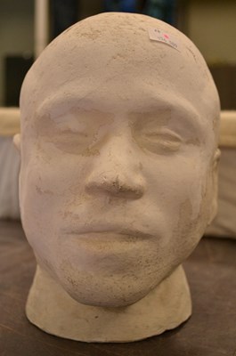 Lot 475 - A plaster cast death mask believed to be the...