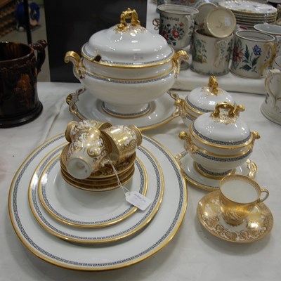 Lot 432 - A Copeland Spode gilt porcelain part dinner...