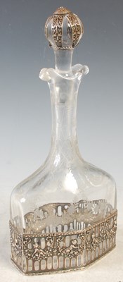 Lot 86 - A late 19th century Dutch silver mounted...