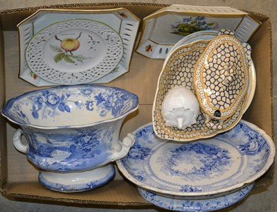 Lot 567 - A box of English ceramic ware, to include a...