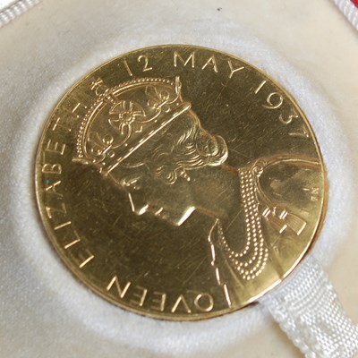 Lot 14 - A 1937 King George VI Coronation small gold...
